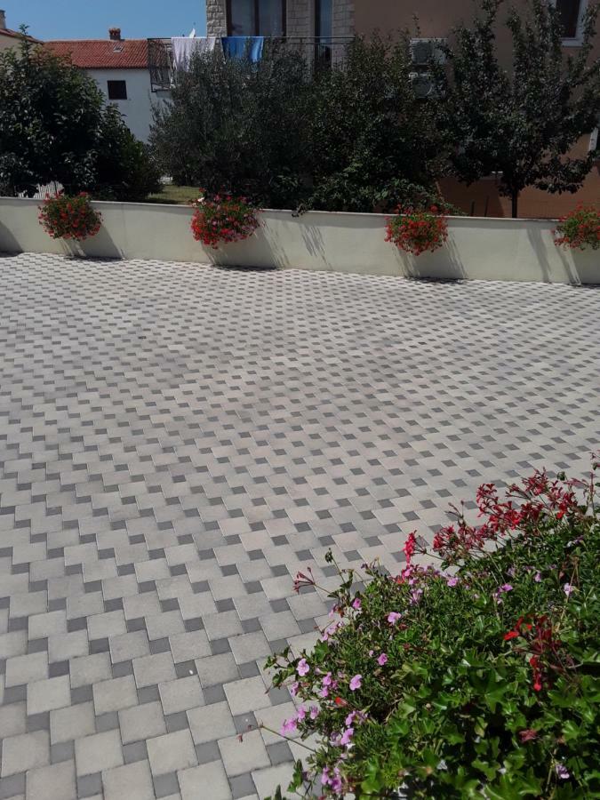 Apartments Barbic Умаг Екстериор снимка